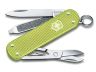 Викторинокс Victorinox Classic Alox Lime Twist  0.6221.241G