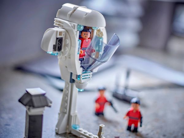 lego 40765 c