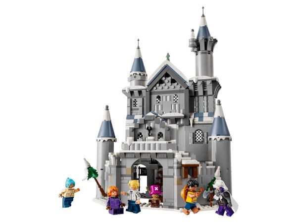 Сглобен мащабен модел на снежния замък от LEGO ONE PIECE 75645 с размери 35х17х23 см задна страна