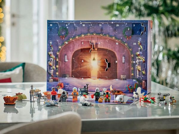 Конструктор LEGO Star Wars Коледен календар 2026 (75456) от Get7 вариант